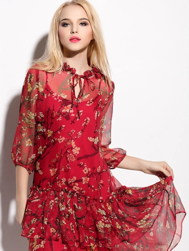 Short flowered chiffon dresses with knee-length skirts for casual outings.